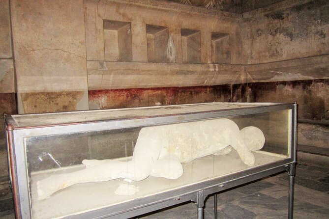Pompeii Skip-The-Line Private Tour With Guided Visit - Booking and Cancellation Policy