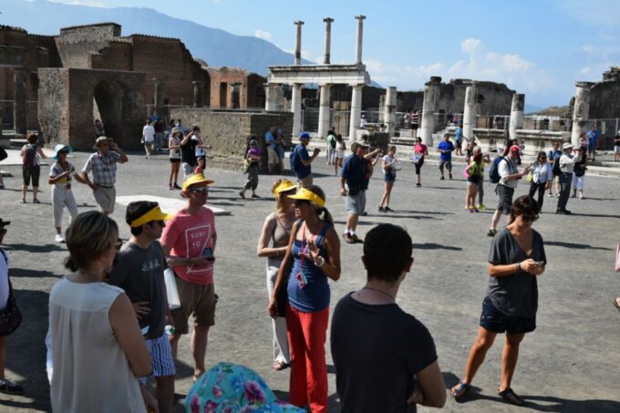 Pompeii Skip-The-Line Tour With Expert Archeological Guide - Exploring Pompeiis Preserved Ruins