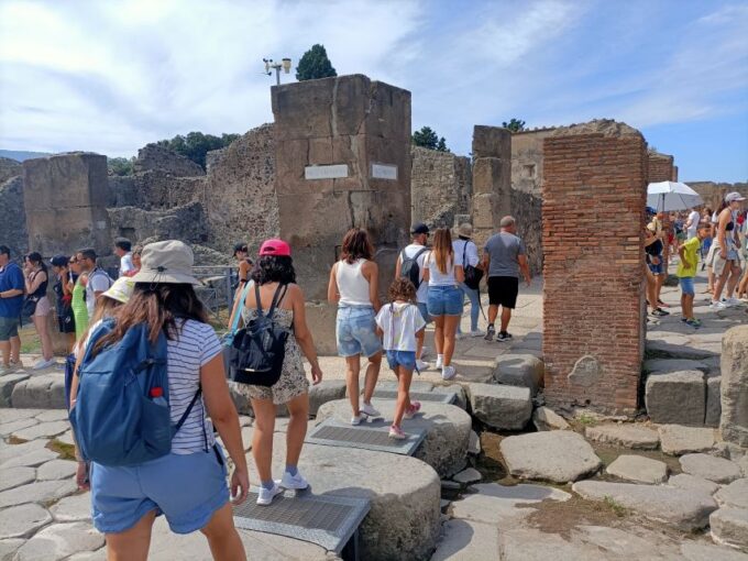 Pompeii: Small-Group Guided Tour With Skip-The-Line Entry - Frequently Asked Questions