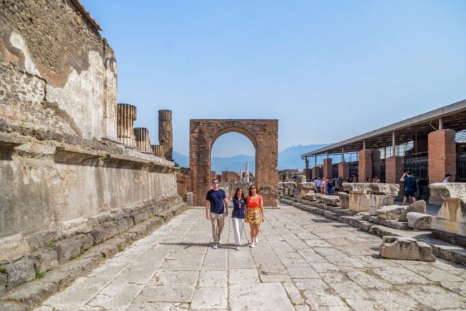 Pompeii: Small Group Tour With an Archaeologist - Book Your Tour