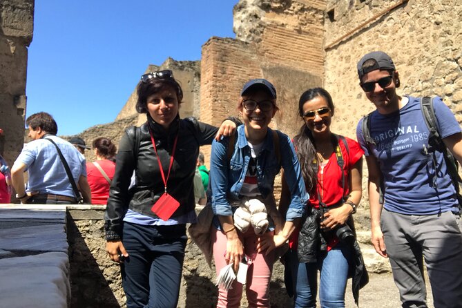 Pompeii Small Group With an Archaeologist and Skip the Line - Minimum Travelers and Cancellation