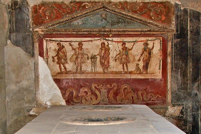 Pompeii the Buried City - Exploring Pompeiis Public Buildings
