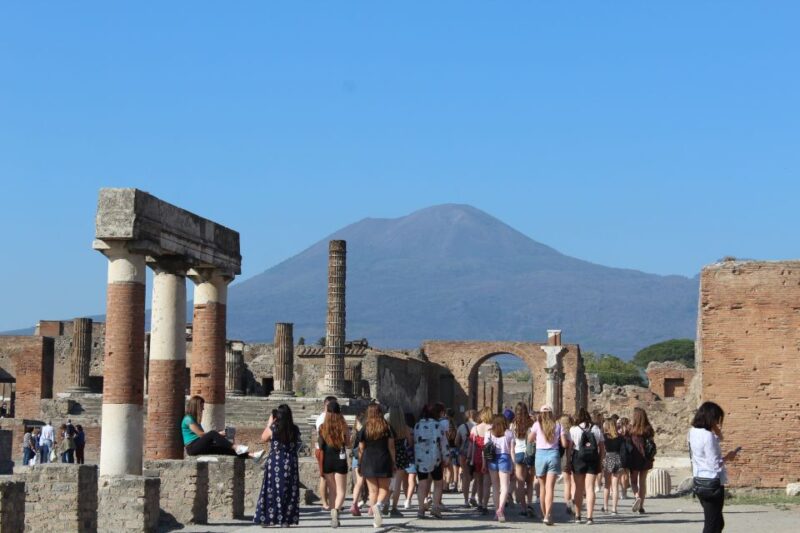 Pompeii: the Slow Tour - Key Points