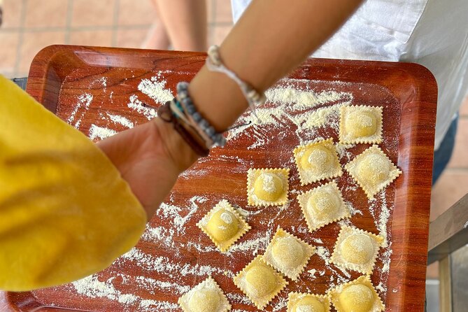 Pompeii Tour and Cooking Class With Mamma - Cooking Class Experience