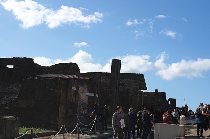 Pompeii Tour With Entrance Ticket! - Exploring Pompeiis Ruins