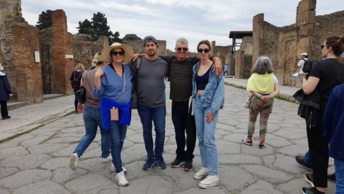 Pompeii & Two Local Wineries From Naples - Customer Feedback