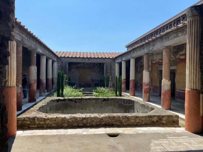 Pompeii Unveiled: A Private Odyssey Through Ancient Splendor - Personalized Discovery