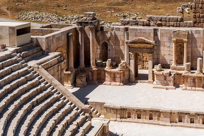Pompeii, Vesuvius, Wine Tasting and Light Lunch All Inclusive - Exploring Pompeii