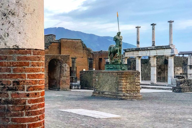 Pompeii & Vesuvius With Lunch & Wine Tasting From Positano - Convenient Transportation and Logistics