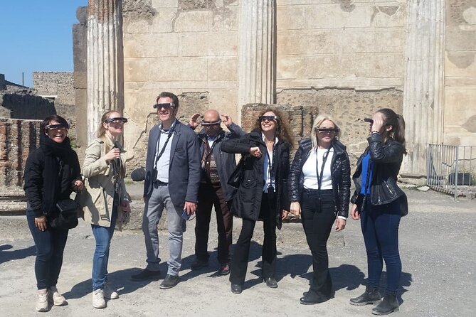 Pompeii: Walking Tour With 3D Glasses and With Entrance Ticket - Enhancing the Experience