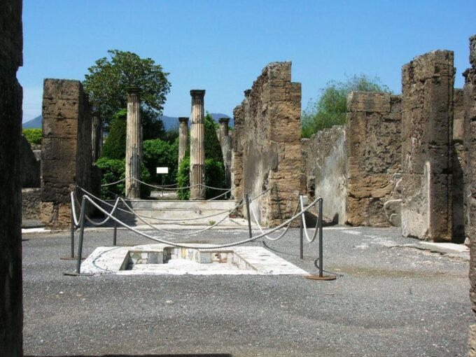 Pompeii & Wine: Private Tour of Pompeii With Wine Tasting - Transfer to Winery