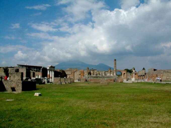 Pompeii & Wine: Private Tour of Pompeii With Wine Tasting - Frequently Asked Questions