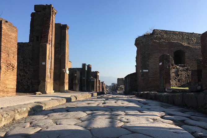 Pompeii With an Archaeologist, Small Group!!! - Highlights of the Tour