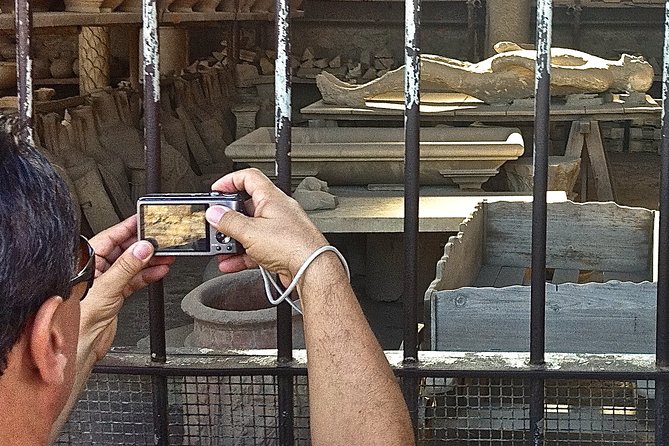 Pompeii With Lunch and Wine Tasting - The Meeting and Pickup Logistics