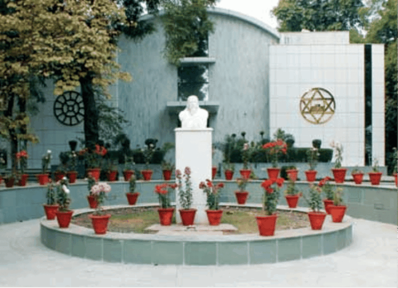 Pondicherry: Full Day Private Tour From Chennai - Aurobindo Ashram Experience