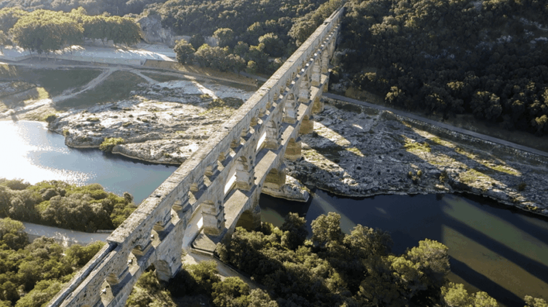 Pont Du Gard: Private Guided Tour - Key Attractions