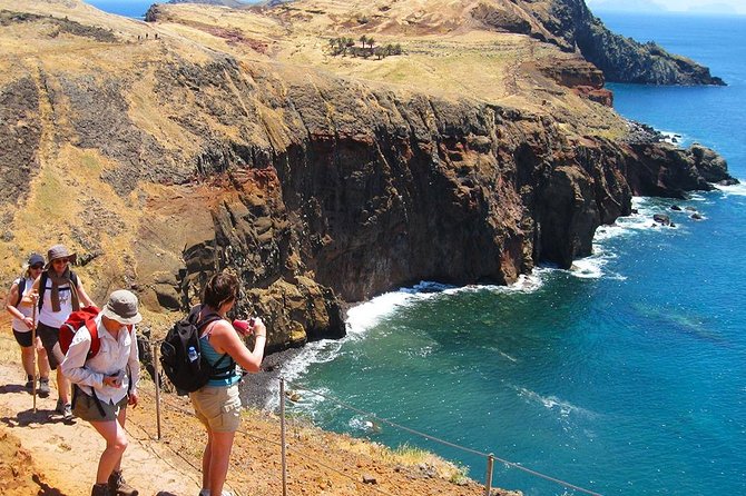 Ponta De São Lourenço Trail Walking Tour - Volcanic Rock Formations