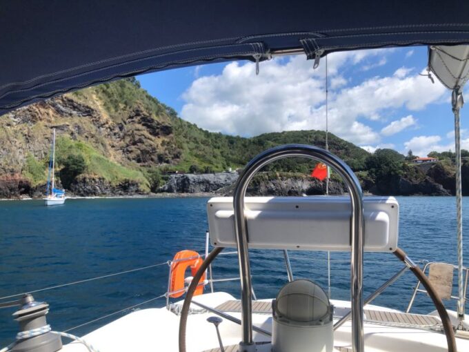 Ponta Delgada: Private Sailboat Cruise With Welcome Drinks - Included Amenities