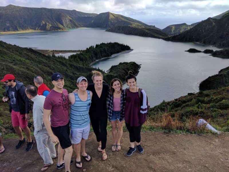 Ponta Delgada: Sete Cidades & Lake of Fire Tour - Itinerary Highlights