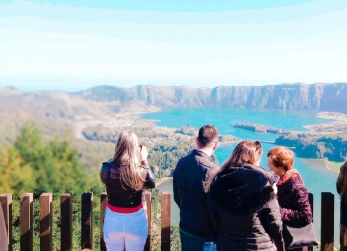 Ponta Delgada: West Circle Tour, Sete Cidades & Fire Volcano - Frequently Asked Questions