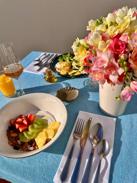 Ponta Delgada: Yoga & Brunch - Preparation and Amenities