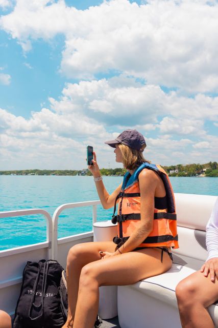 Pontoon Tour in Bacalar Seven Colors Lagoon - Key Points