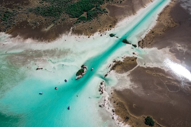 Pontoon Tour in La Laguna De Bacalar - Traveler Considerations