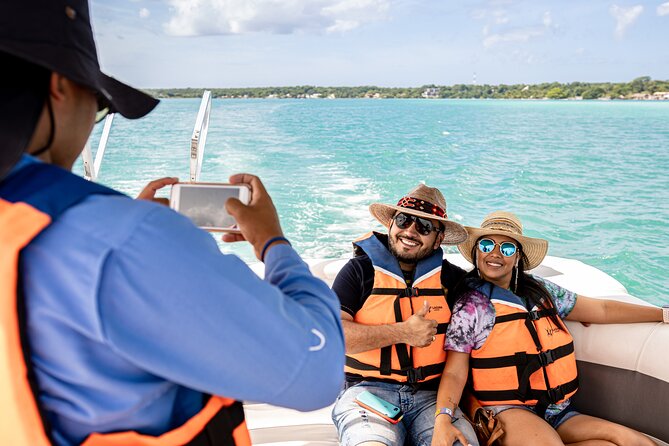 Pontoon Tour in La Laguna De Bacalar - Experience Highlights