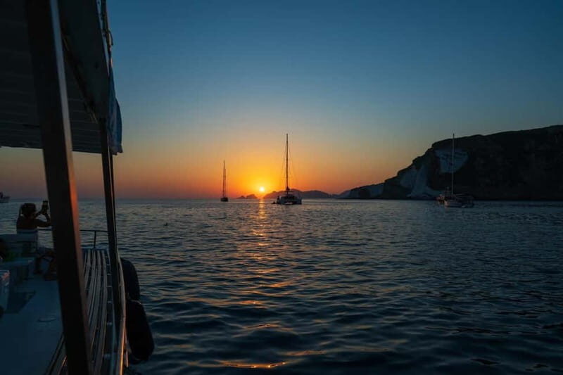 Ponza: Sunset Boat Tour With Aperitif and Swim at Chiaia Di Luna - Overview of the Sunset Boat Tour