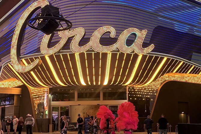 Pop Culture Walking Tour Downtown With Complimentary Cocktails - Experience and Overview