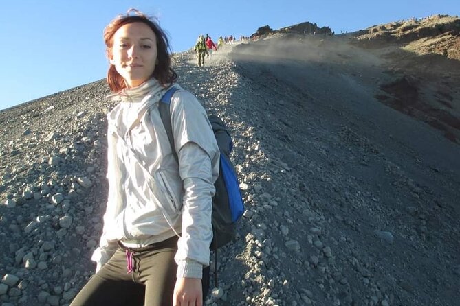 Popular Rinjani Trekking Tour Service To Summit For 2 Days Via Sembalun Trail - Trekking Expertise and Support