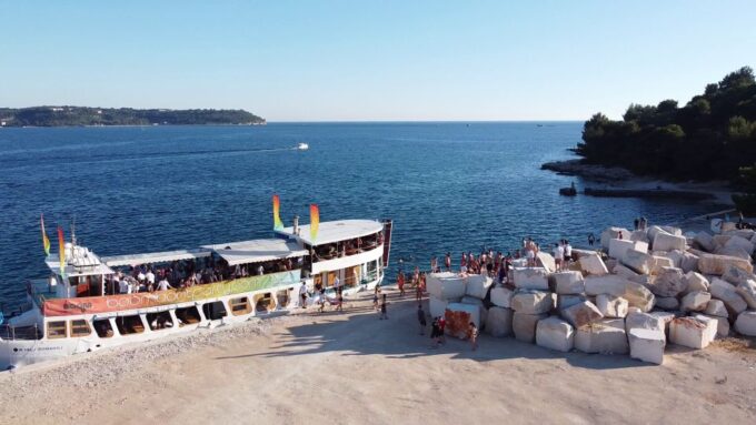 Poreč: Boat Party With Dj, Swim Stop, and Nightclub Entry - Frequently Asked Questions