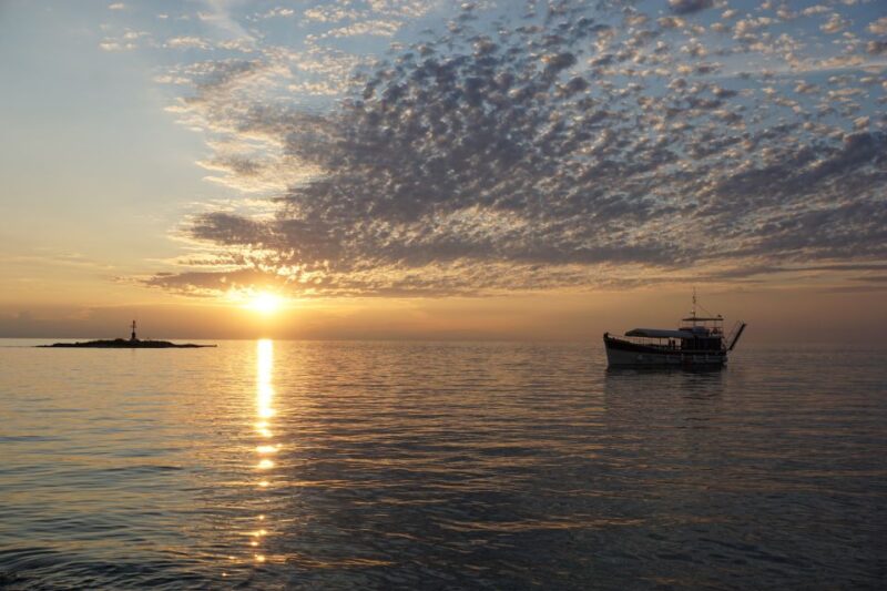 Poreč: Firework Sea Cruise - Booking Information