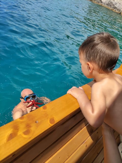 Port Bunarina: Private Boat Trip With Optional Lunch - Booking and Payment