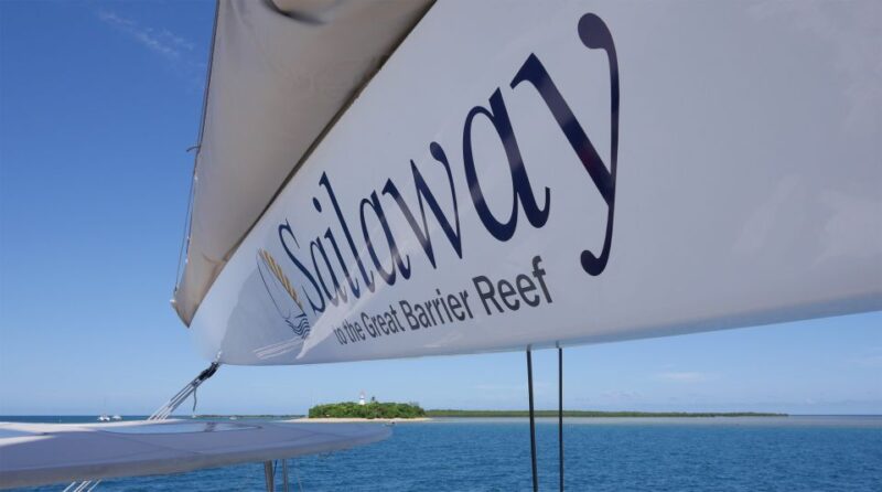Port Douglas: Low Isles Afternoon Cruise on Luxury Catamaran - Sail to Low Isles