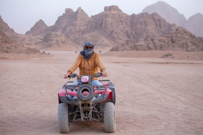 Port Ghalib: Sunset Safari ATV Quad W/ BBQ Dinner and Show - Language Support