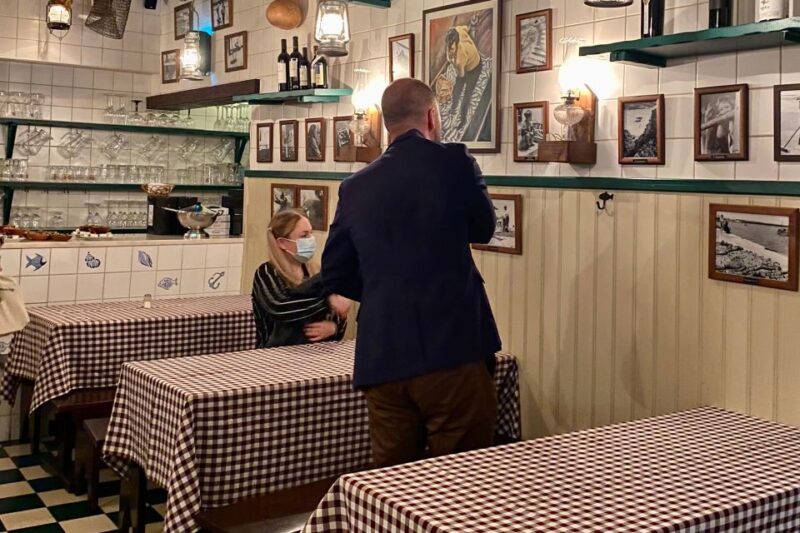 Portimão: 3-Hour Food and Historical Center Tour - Cultural Insights