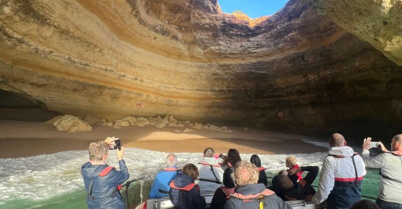 Portimão: Benagil Cave and Marinha Boat Trip - Key Points
