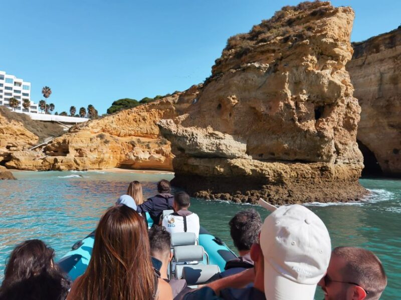 Portimão: Benagil Cave and Praia De Marinha Boat Tour - Meeting Point and Recommendations