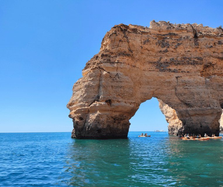 Portimao: Benagil Cave & Praia Da Marinha Boat Cruise - Meeting Point