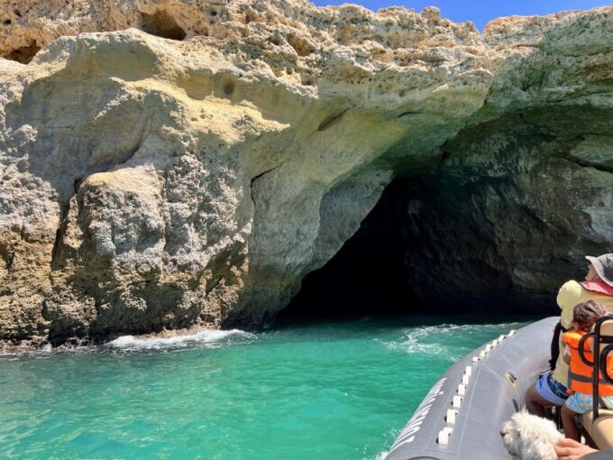 Portimão: Benagil Caves & Praia Da Marinha Guided Boat Tour - Languages and Participants