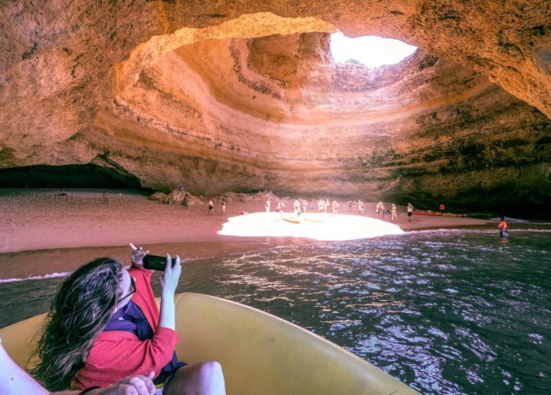 Portimão: Benagil Grottoes Boat Cruise - Key Points