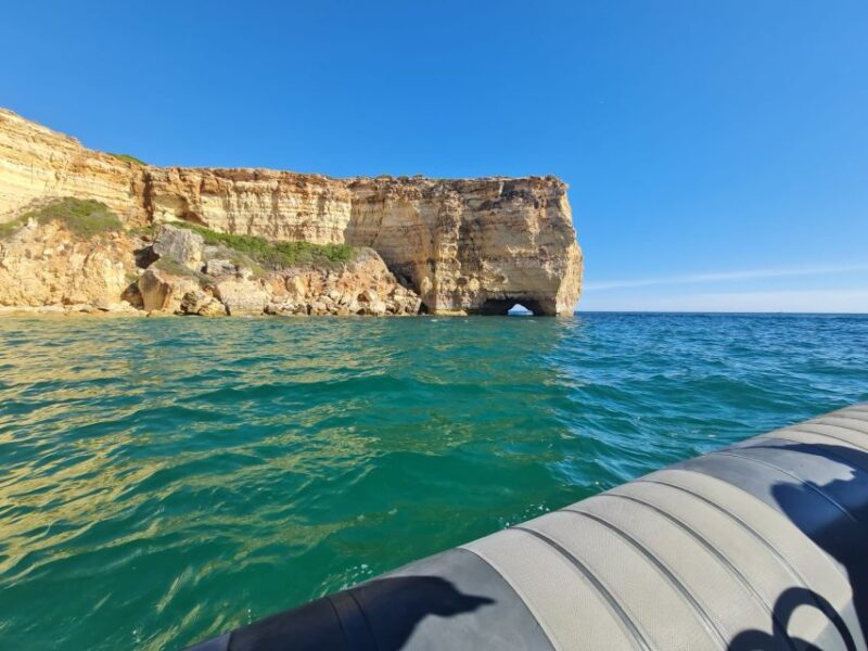 Portimão: Guided Coastal Caves Tour by Boat - Inclusions and What to Bring