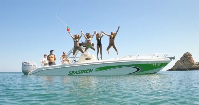 Portimão: Private Benagil Cave Boating Tour - Language Options