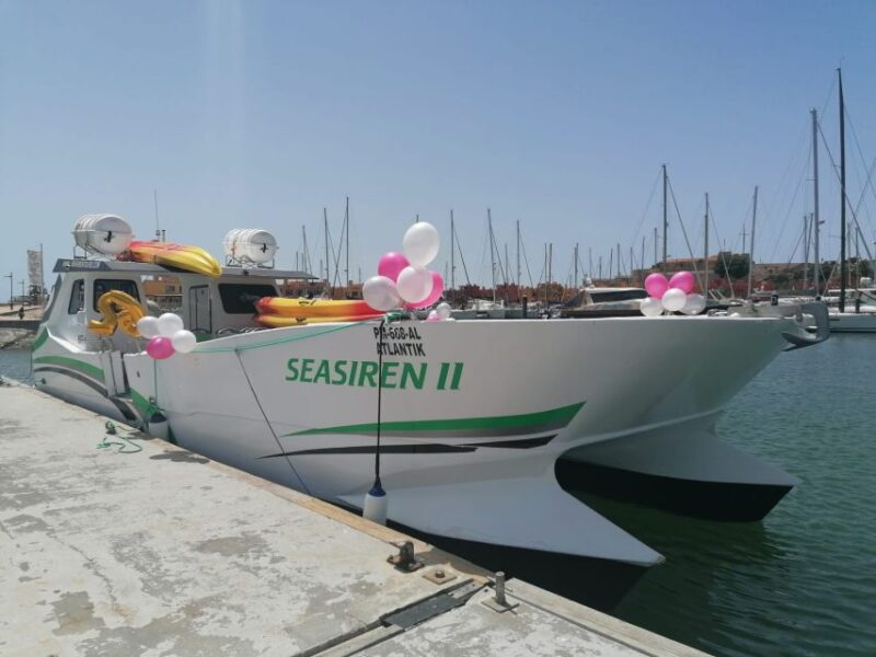 Portimão: Private Benagil Caves Catamaran and Kayak Tour - Itinerary Details