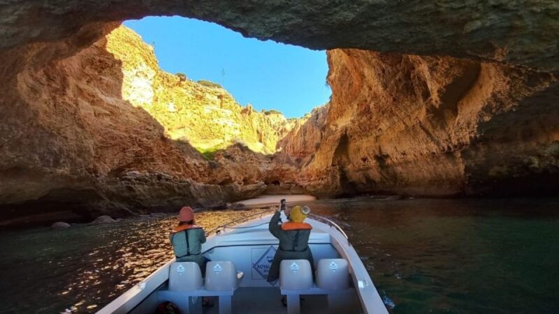 Portimão: Private Boat Trip to Benagil Caves - Key Points