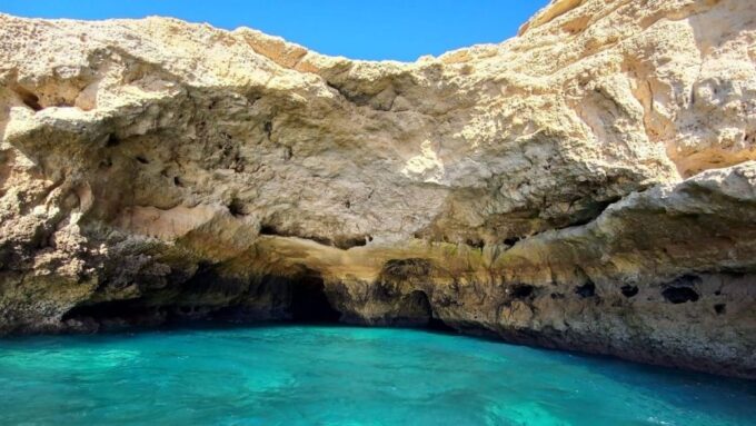 Portimão: Private Boat Trip to Benagil Caves - Boat Trip Itinerary