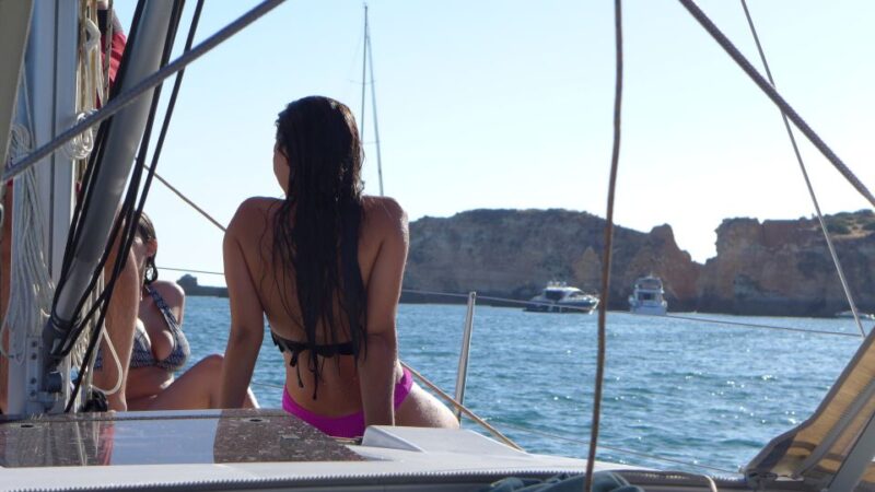 Portimão: Private Sailing Boat Tour With Local Wine - Sailing Experience