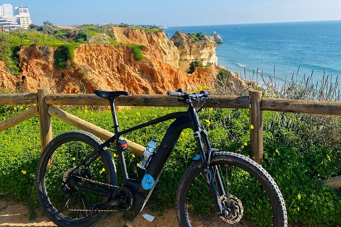 Portimão Sightseeing Guided Tour on E-Bikes - Learning Local History and Culture