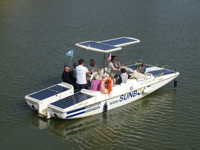 Portimão: Silves & Arade River History Tour on a Solar Boat - Tour Experience